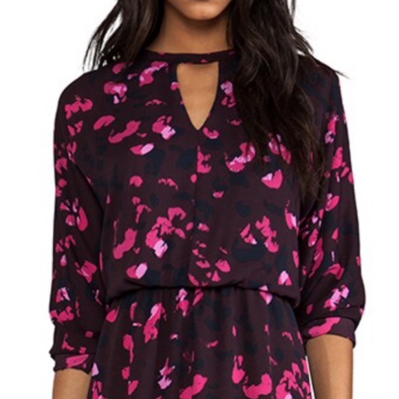 Keyhole Mini Dress with Dolman Sleeves Size S Animal Print - Picture 2 of 6